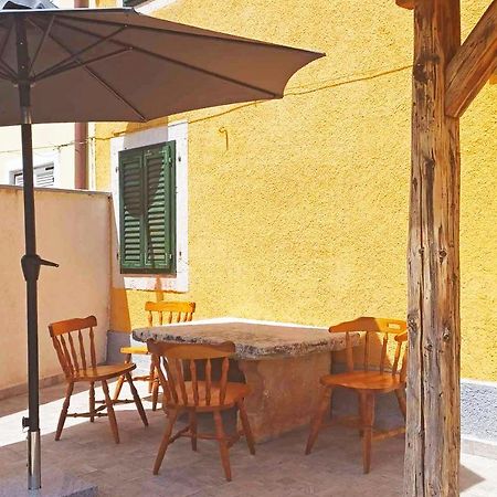 House Krizanic In Marcana, Istria, With 2 Apartments, Total 9 Guests المظهر الخارجي الصورة