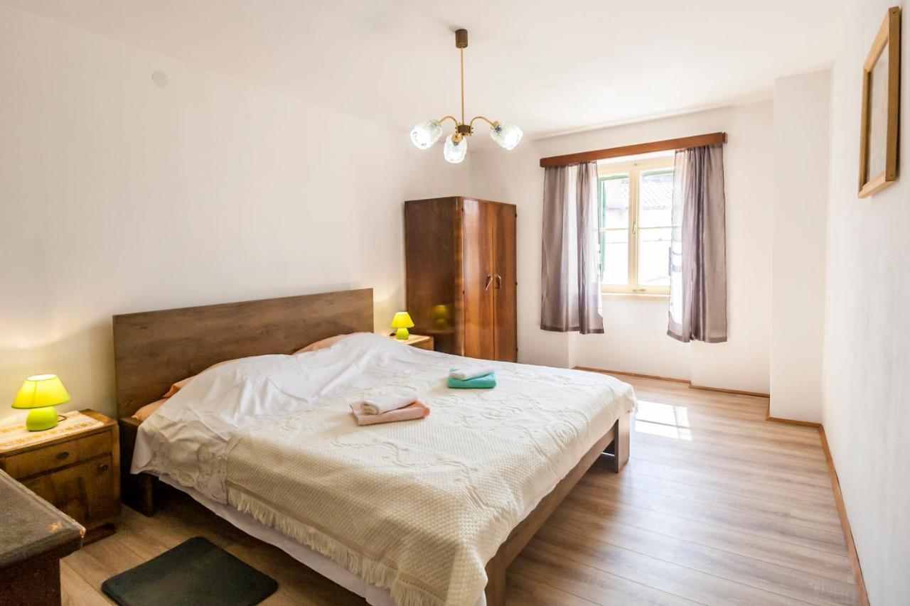 House Krizanic In Marcana, Istria, With 2 Apartments, Total 9 Guests المظهر الخارجي الصورة