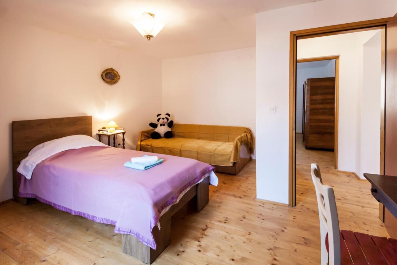 House Krizanic In Marcana, Istria, With 2 Apartments, Total 9 Guests المظهر الخارجي الصورة