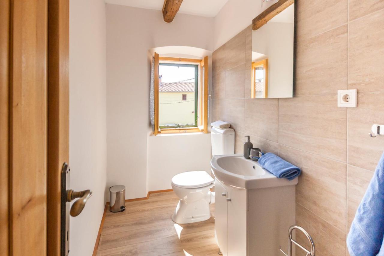 House Krizanic In Marcana, Istria, With 2 Apartments, Total 9 Guests المظهر الخارجي الصورة